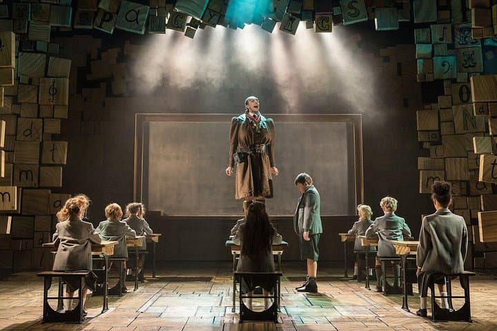 Matilda Theater Show in London gallery photo 5