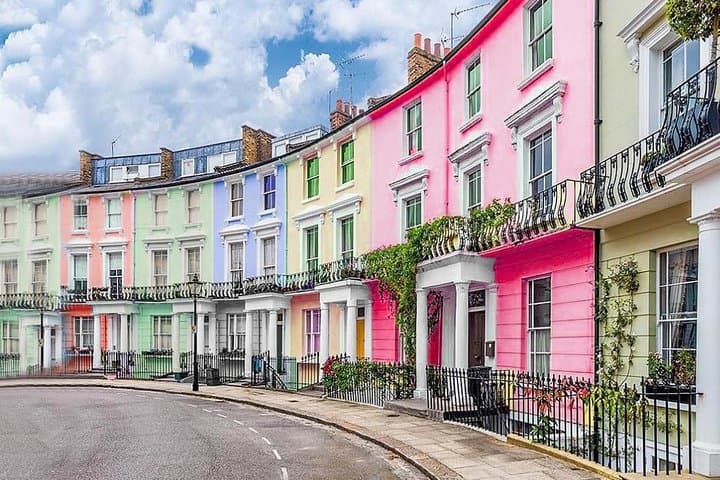 Colourful Photo Tour at Notting Hill in London