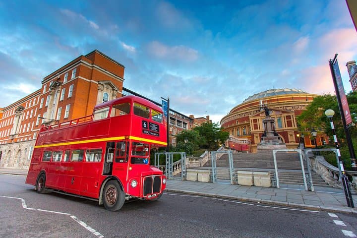 Vintage London Bus Tour Including Thames Cruise with Optional London Eye in London