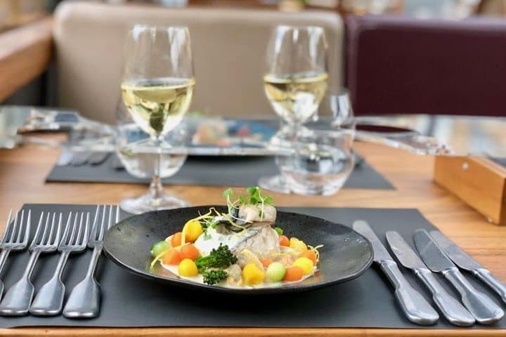 Luxury London Bus Ride and Gourmet Dinner photo highlight 8