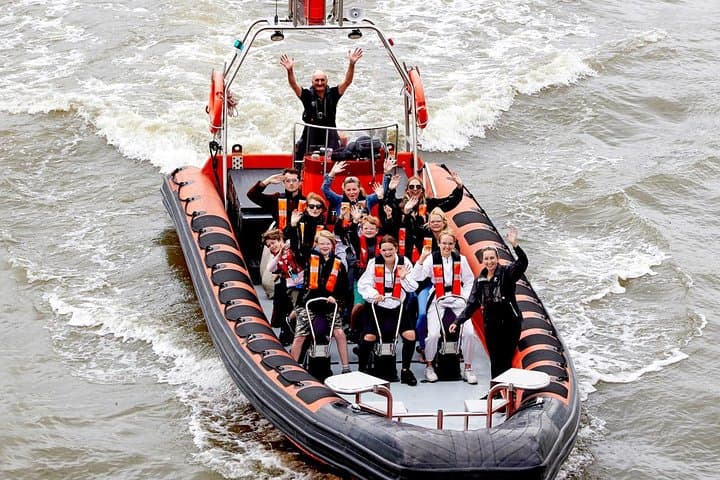 High-Speed Boat Trip through London in London