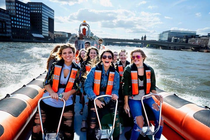 High-Speed Boat Trip through London in London