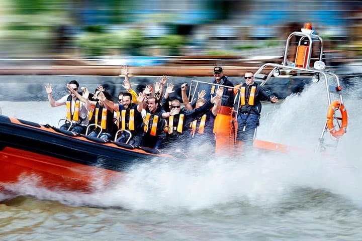 High-Speed Boat Trip through London in London