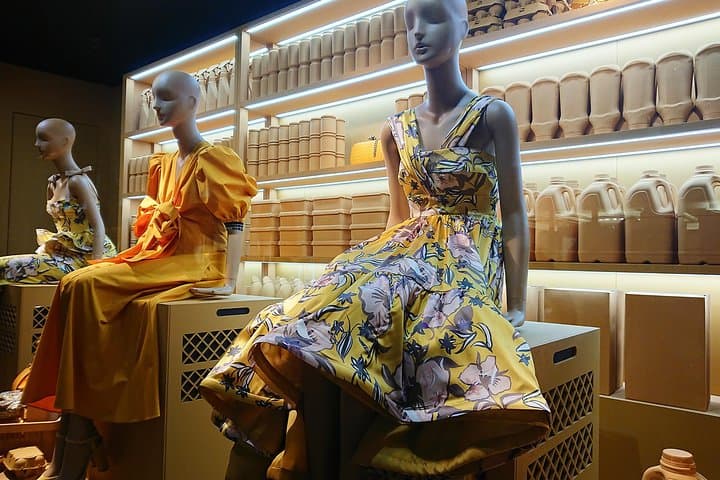Private London Fashion and Shopping Experience gallery photo 4