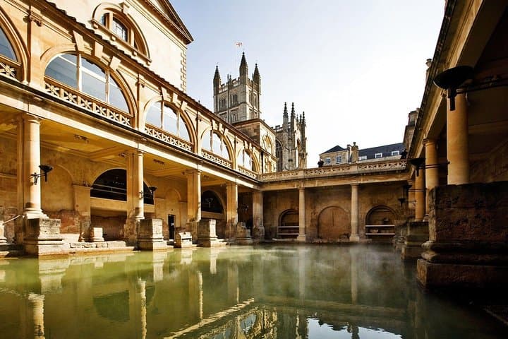 Bath Day Trip From London With Private Transfer in Range Rover photo highlight 7