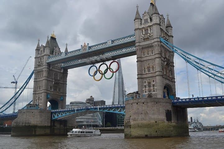 Cruise on the Thames River with Hotel Pick Up gallery photo 5