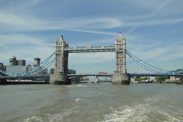 Cruise on the Thames River with Hotel Pick Up снимка с акценти 14