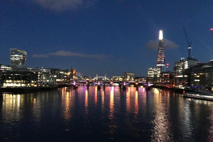 Cruise on the Thames River with Hotel Pick Up снимка с акценти 29