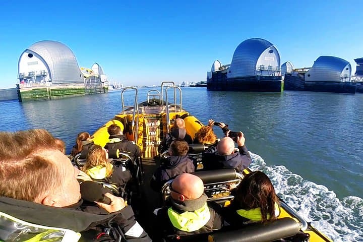 PRIVATE HIRE SPEEDBOAT 'THAMES BARRIER EXPERIENCE - 70 minutes from Embankment in London