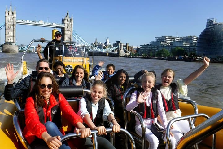 PRIVATE HIRE SPEEDBOAT 'ULTIMATE TOWER RIB BLAST' FROM TOWER PIER - 40 Minutes gallery photo 5