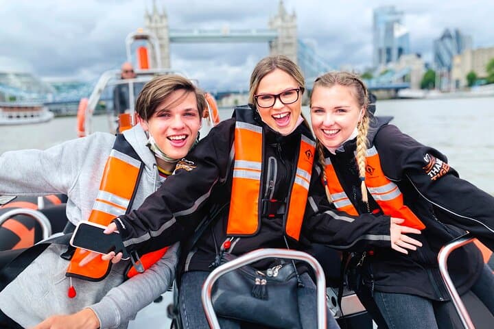 High-Speed Boat Trip through London photo highlight 16