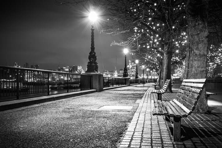 New Year's Eve Party Boat on The Thames with Live Band photo highlight 8