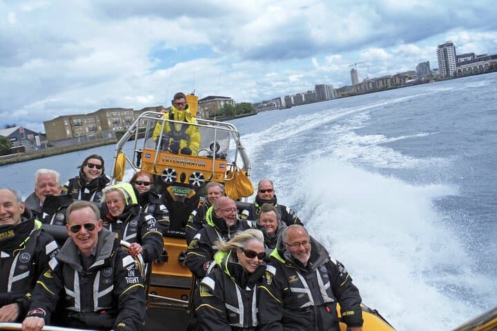 Speedboat 'Canary Wharf Experience' to/from Embankment Pier - 45 minutes photo highlight 7