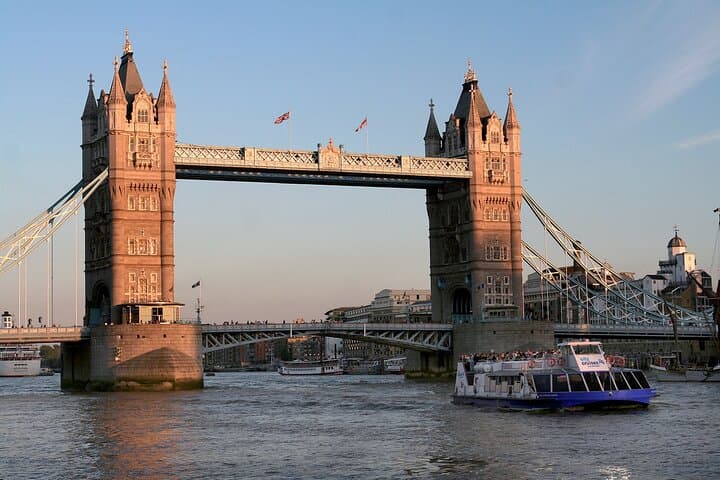 Royal London Sightseeing Tour and Thames River Cruise photo highlight 6