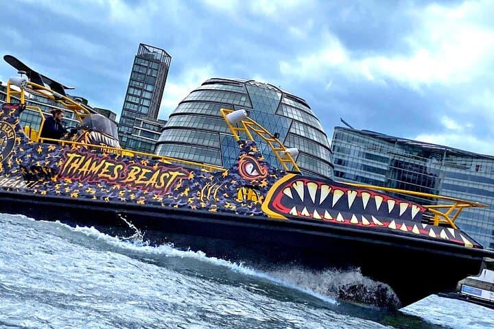 Speedboat 'THE THAMES BEAST' from Tower Millennium Pier - 40 minutes in London
